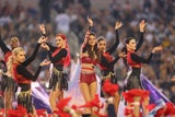 Selena Gomez heizt bei Football-Spiel ein