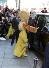 Lady Gaga skurril unterwegs in Berlin