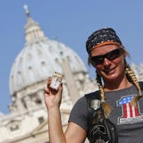 Papst segnet Harley-Davidson Biker