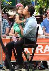 Mario Lopez' Töchterchen Gia ist ein Papa-Kind