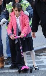 Suri Cruise mit Mama Katie in New York unterwegs