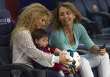 Shakira mit Sohn Milan bei Fußball-Match