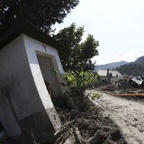 Aufräumarbeiten im Kampf gegen neuen Regen