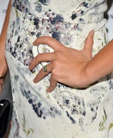 Olivia Wilde strahlt mit Mini-Babybauch