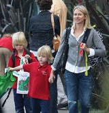 Naomi Watts im Mama-Dienst