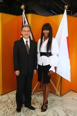 Naomi Campbell für Tsunami-Hilfe geehrt
