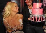 Pamela Anderson: Ihr flüssiger 44er