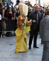 Lady Gaga skurril unterwegs in Berlin