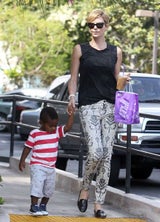 Charlize Theron mit Sohn Jackson