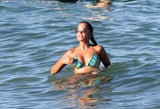 Sylvie van der Vaart urlaubt in Saint Tropez
