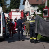 Klosterneuburg: Pkw stieß gegen Zug