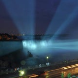 Royal Baby: Niagarafälle strahlen in Blau