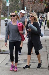 Reese Witherspoon & Naomi Watts sporteln zusammen