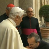 Papst verlässt den Vatikan