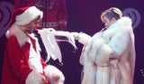 Miley Cyrus: Weihnachtliche Selbstinszenierungsshow Teil 2