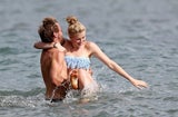 Ireland Baldwin: Verliebt im Urlaub