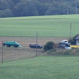 Panzer stürmen Hof des Wilderers