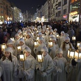 25.000 waren beim Einzug des Christkindls
