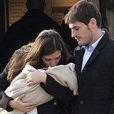Fußballstar Iker Casillas holt Baby Martin aus dem Spital