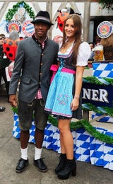 Fußball-Star David Alaba verliebt mit Freundin Katja