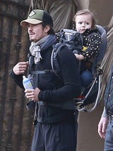 Olando Bloom: Wandern mit Sohn Flynn
