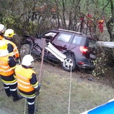 Todes-Crash auf der B4 - Lenker gepfählt