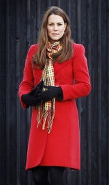 Herzogin lernt Kate-Puppe kennen