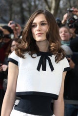 Keira Knightley schockt mit Wespen-Taille
