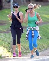Reese Witherspoon macht Sport