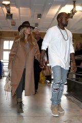 Kim & Kanye bei der Paris Fashion Week 2013