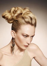 Tages,- und Abend-Looks für langes Haar