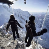 Spektakulärer Glaskubus in den Alpen