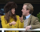 Pippa, mit wem turtelst du da?