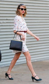 Wem steht es besser - Taylor oder Zooey?