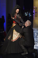 Conchita Wurst läuft für J.P. Gaultier