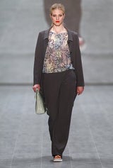 Larissa Marolt bei der Fashion Week Berlin