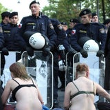 Mega-Demo gegen Burschenschafter