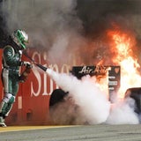 Alle Bilder: Kovalainen in Flammen