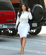 Kim Karashian - ganz in Weiß