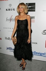 2 Best Dressed: Star mit Federn