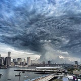 Mächtige Gewitterwolken über New York