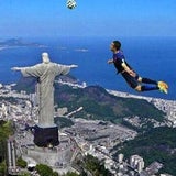 "Superman" van Persie ist der Star im Netz