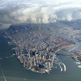 Mächtige Gewitterwolken über New York