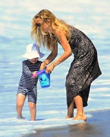 Rachel Zoe vergnügt sich mit Familie in Malibu