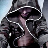 So hart ist Conchita Wurst als Tom Neuwirth auf Facebook