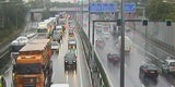 Regen ohne Ende: Stau-Hölle durch Lkw-Horror