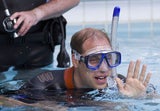 Prinz William macht unter Wasser eine gute Figur