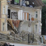 brunaFTP-hauseinsturz002