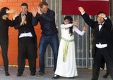 Prinz Harry tanzt in Chile Gangnam Style