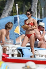 Vanessa Hudgens & Austin Butler auf Hawaii